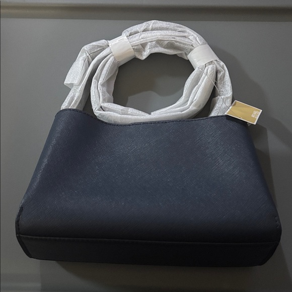 Michael Kors Ruthie Small Saffiano Leather Crossbody Bag NWT - Picture 2 of 4